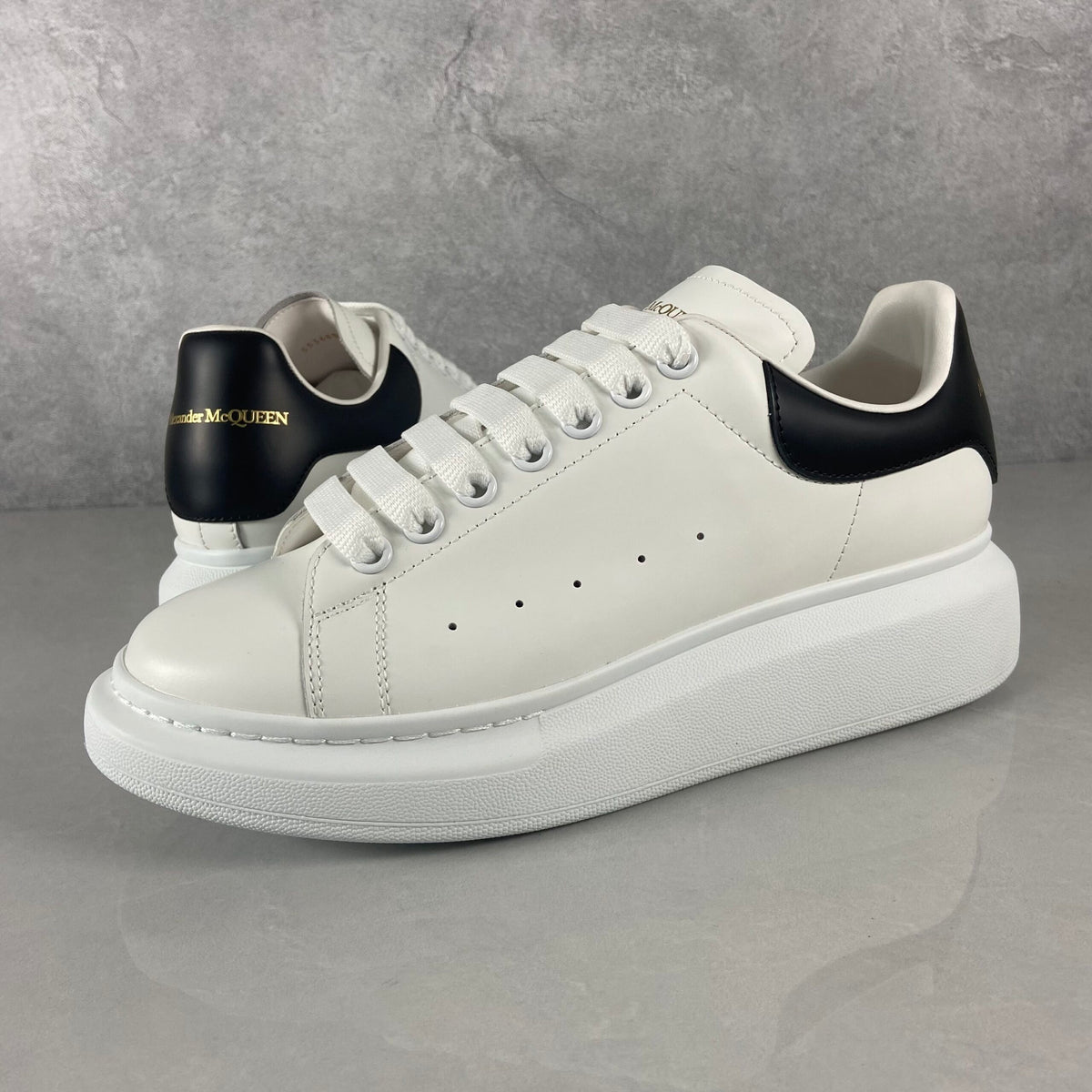 Alexander McQueen Alb Negru Pantofi sport - prezentare produs
