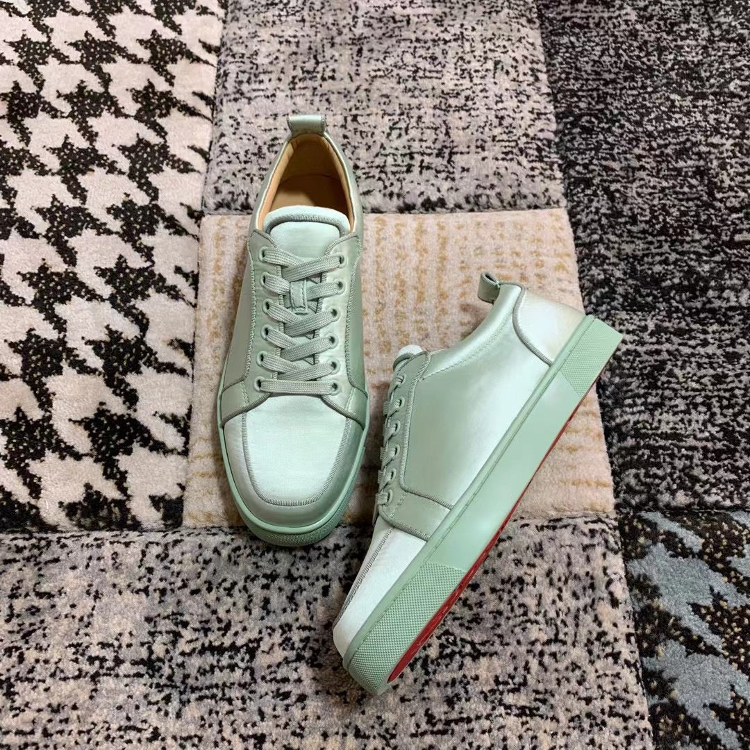 Christian Louboutin Clasic Low - prezentare produs