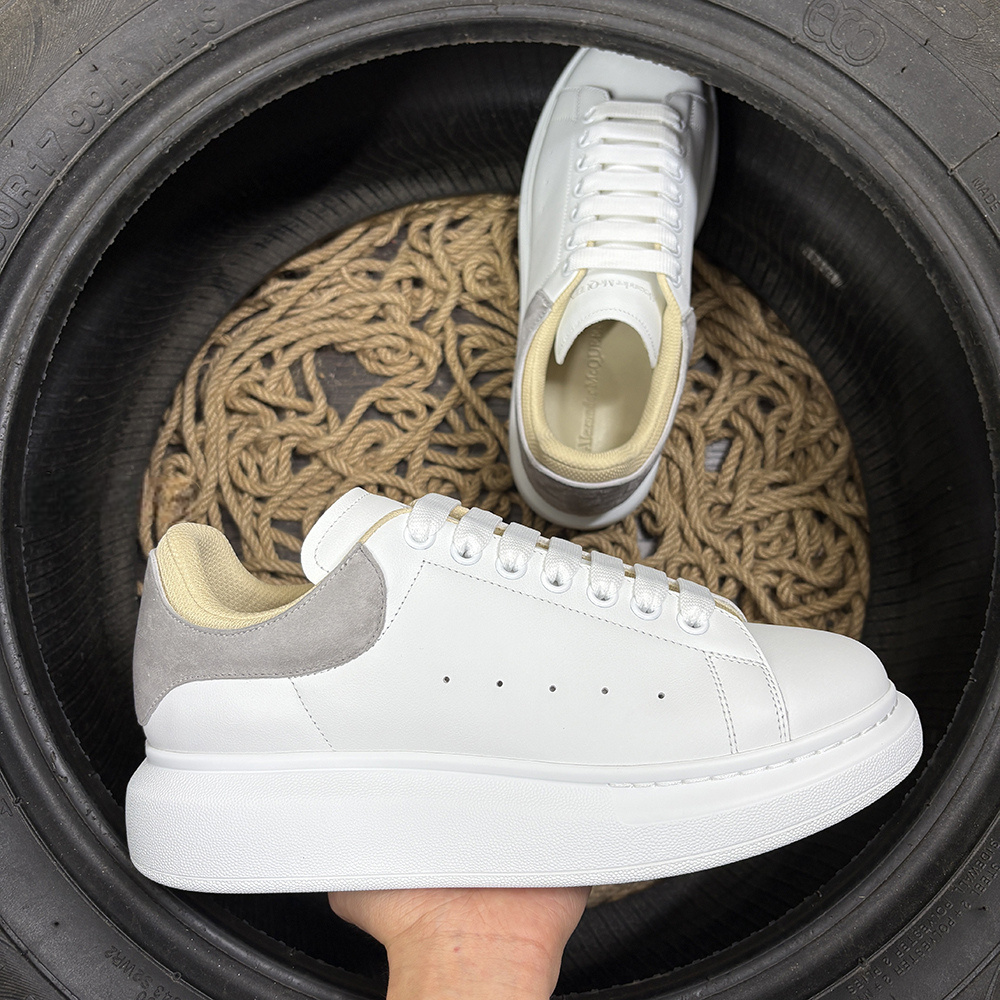 Alexander McQueen Alb Gri - prezentare produs