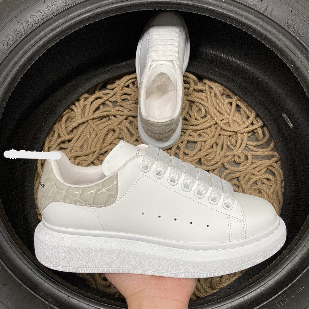 Alexander McQueen Crem Snake Skin - prezentare produs