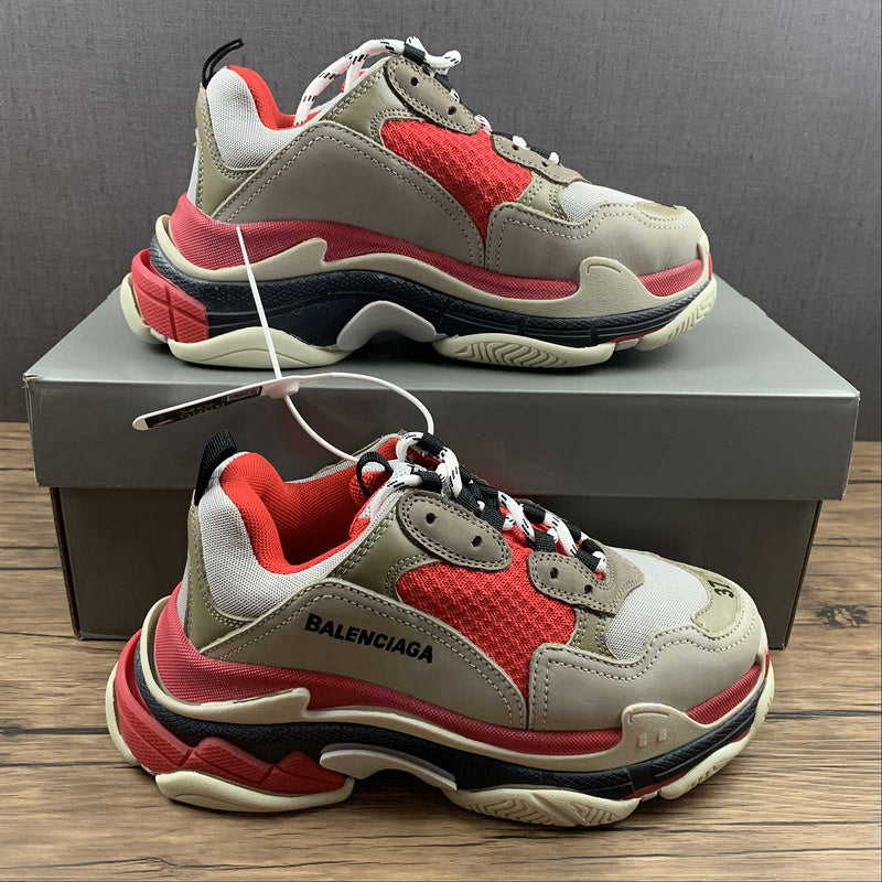 Balenciaga Triple S Roșu Bej Pantofi sport - prezentare produs