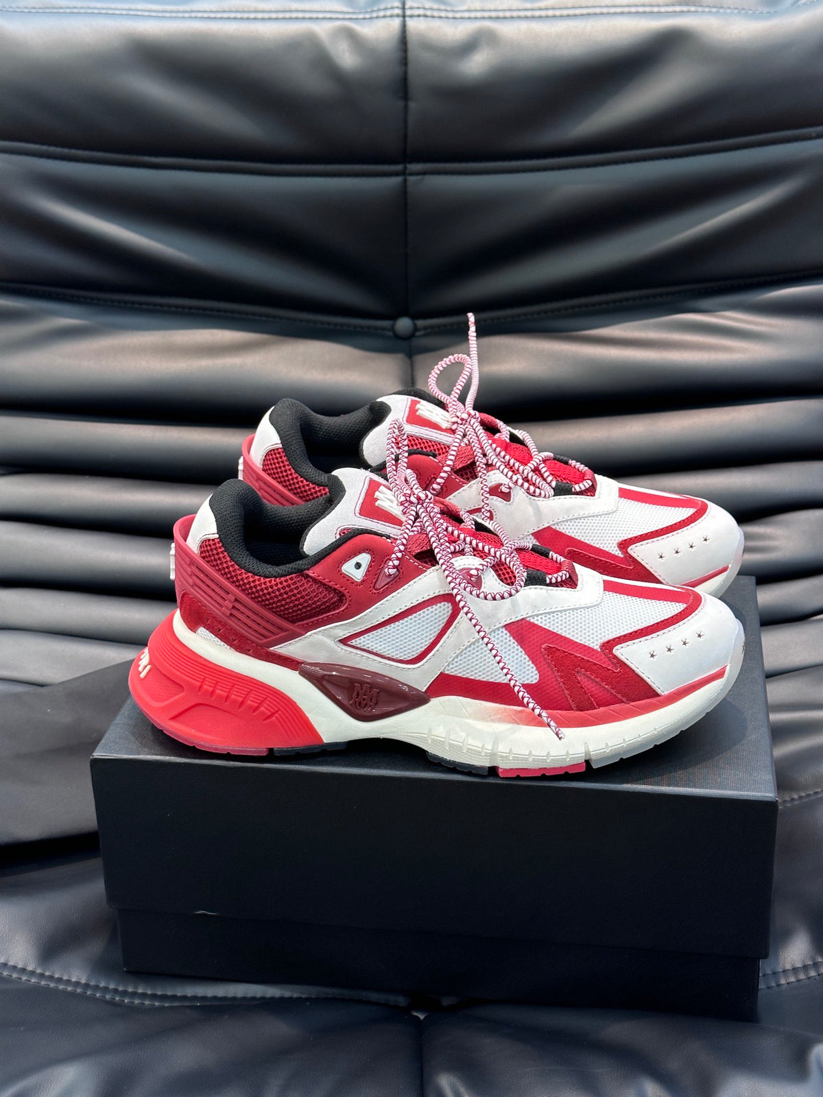 Amiri Runner Roșu - prezentare produs