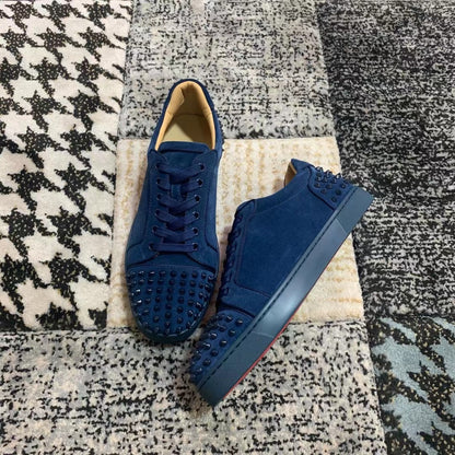 Christian Louboutin Dark Albastru Velvet Spikes Low - prezentare produs