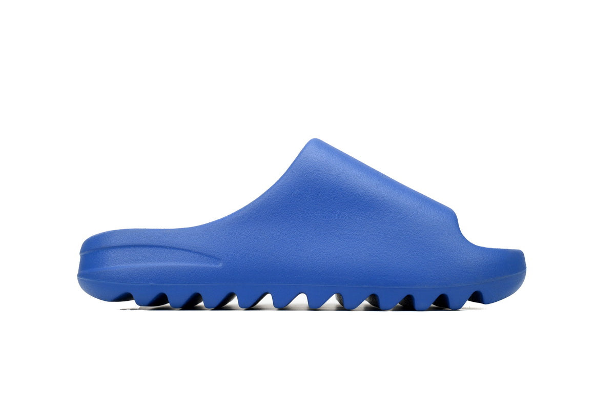 Adidas Yeezy Yeezy Slides Albastru - prezentare produs