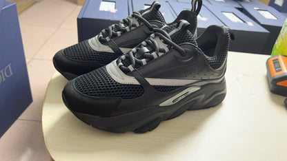 Dior B22 Negru - prezentare produs