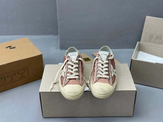 Golden Goose Deluxe G28 Pantofi sport - prezentare produs