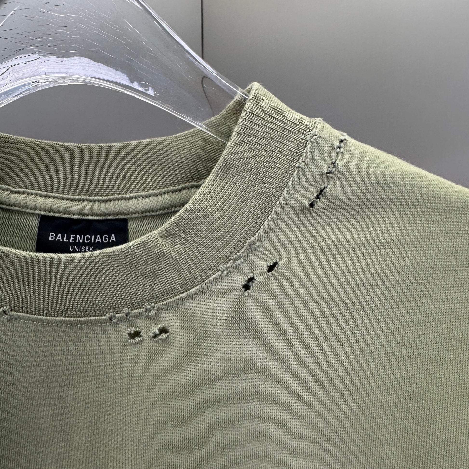 Balenciaga T Cămașă Exclusive - prezentare produs