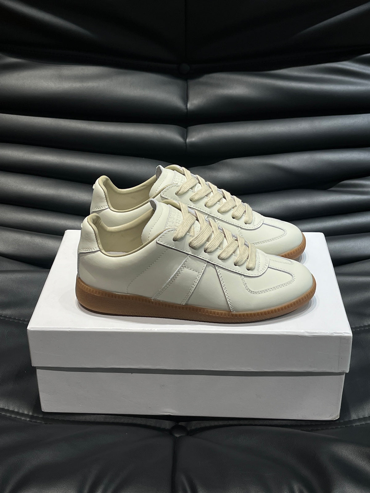 Maison Margiela Pantofi sport Alb - prezentare produs