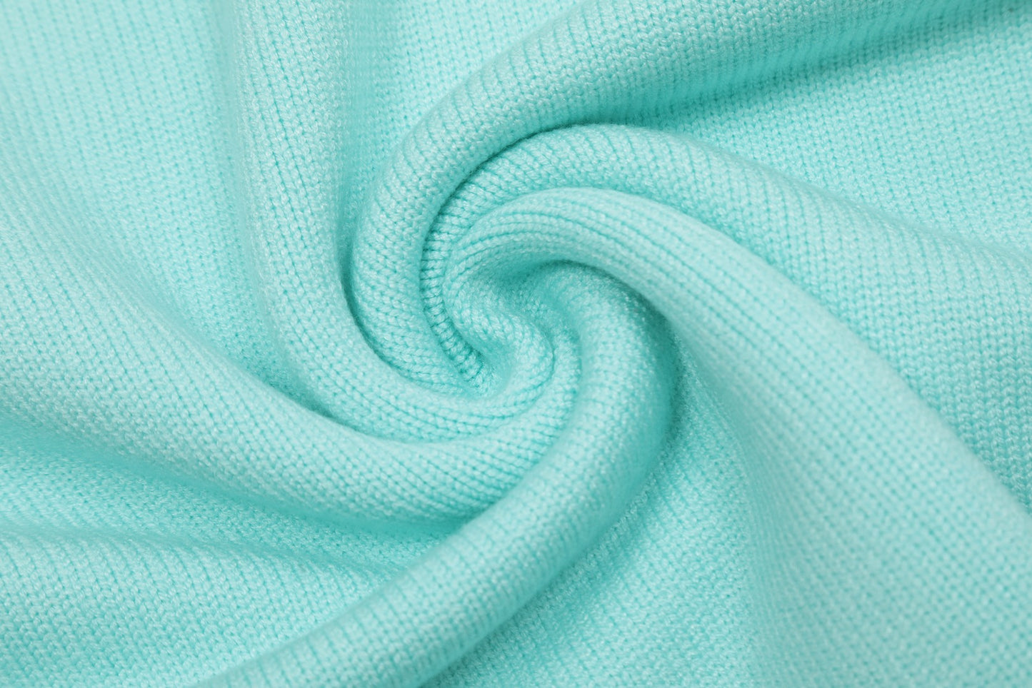 Ami Paris Pulover Turquoise - prezentare produs