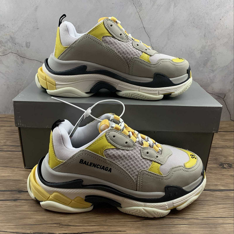 Balenciaga Triple S Galben Negru - prezentare produs