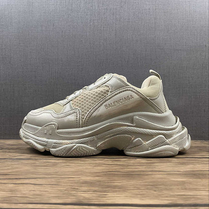 Balenciaga Triple S Bej - prezentare produs