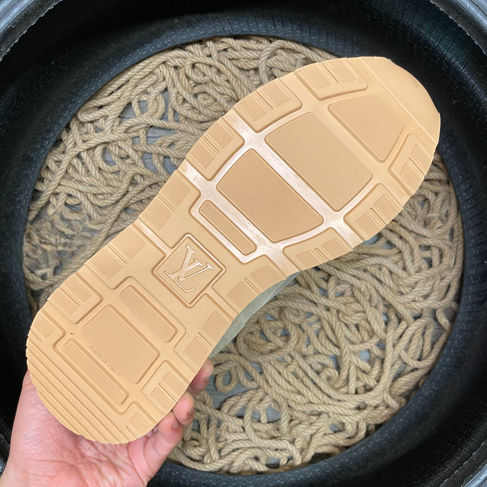Louis Vuitton LV Run Away Crem Pantofi sport - prezentare produs