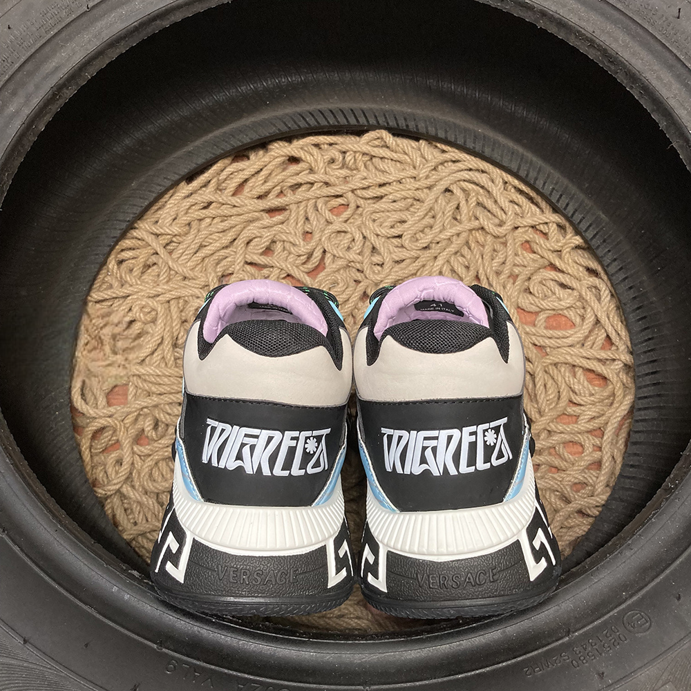Versace Trigreca V08 Pantofi sport - prezentare produs