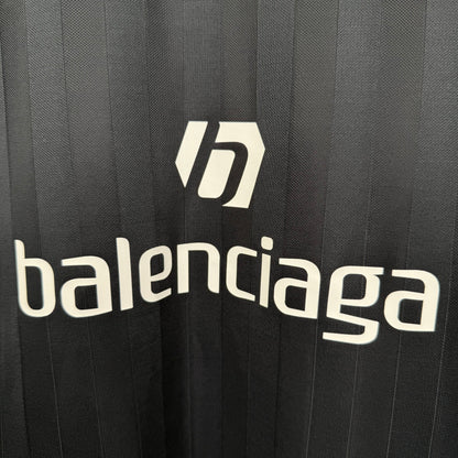 Balenciaga T Cămașă Exclusive - prezentare produs