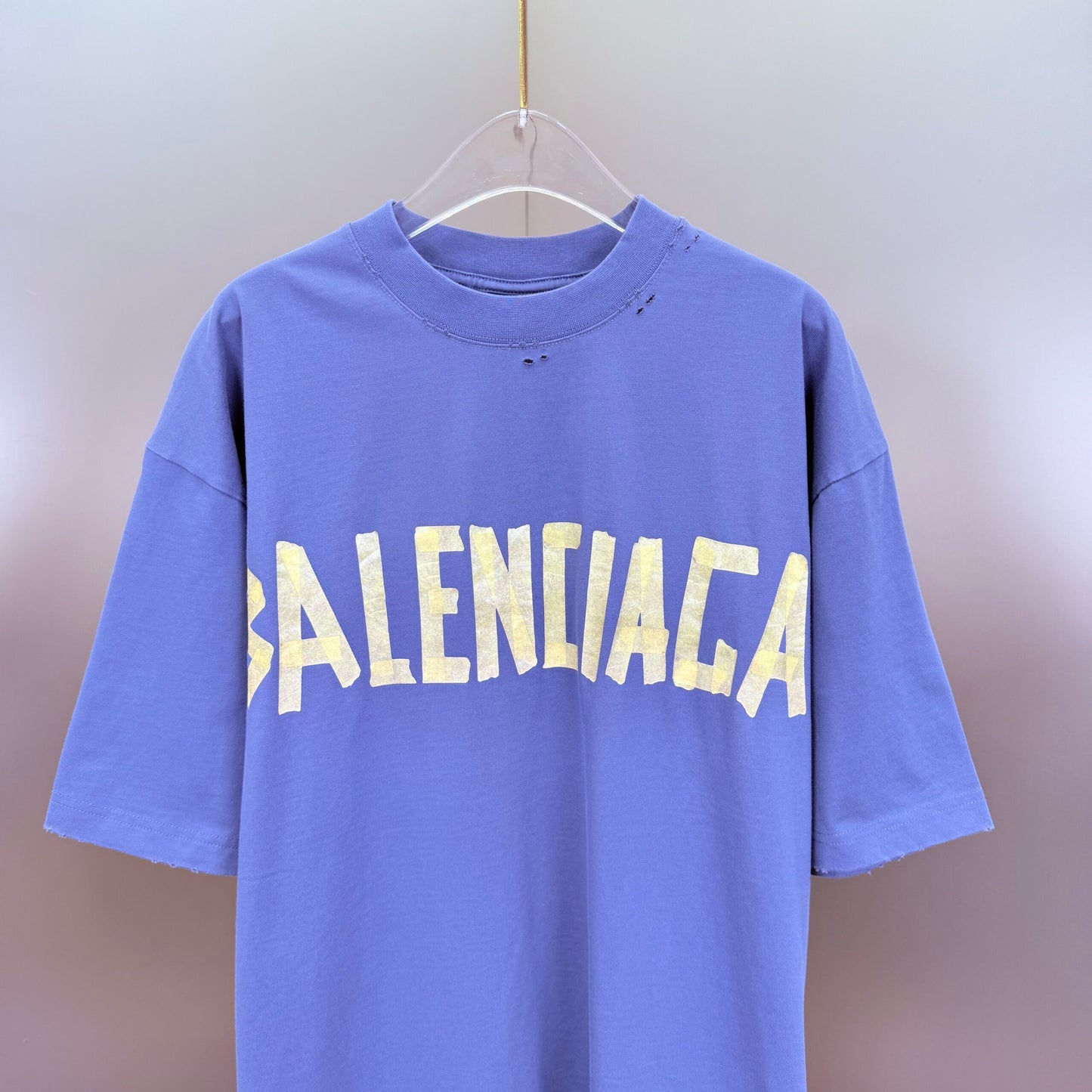 Balenciaga T Cămașă Exclusive - prezentare produs