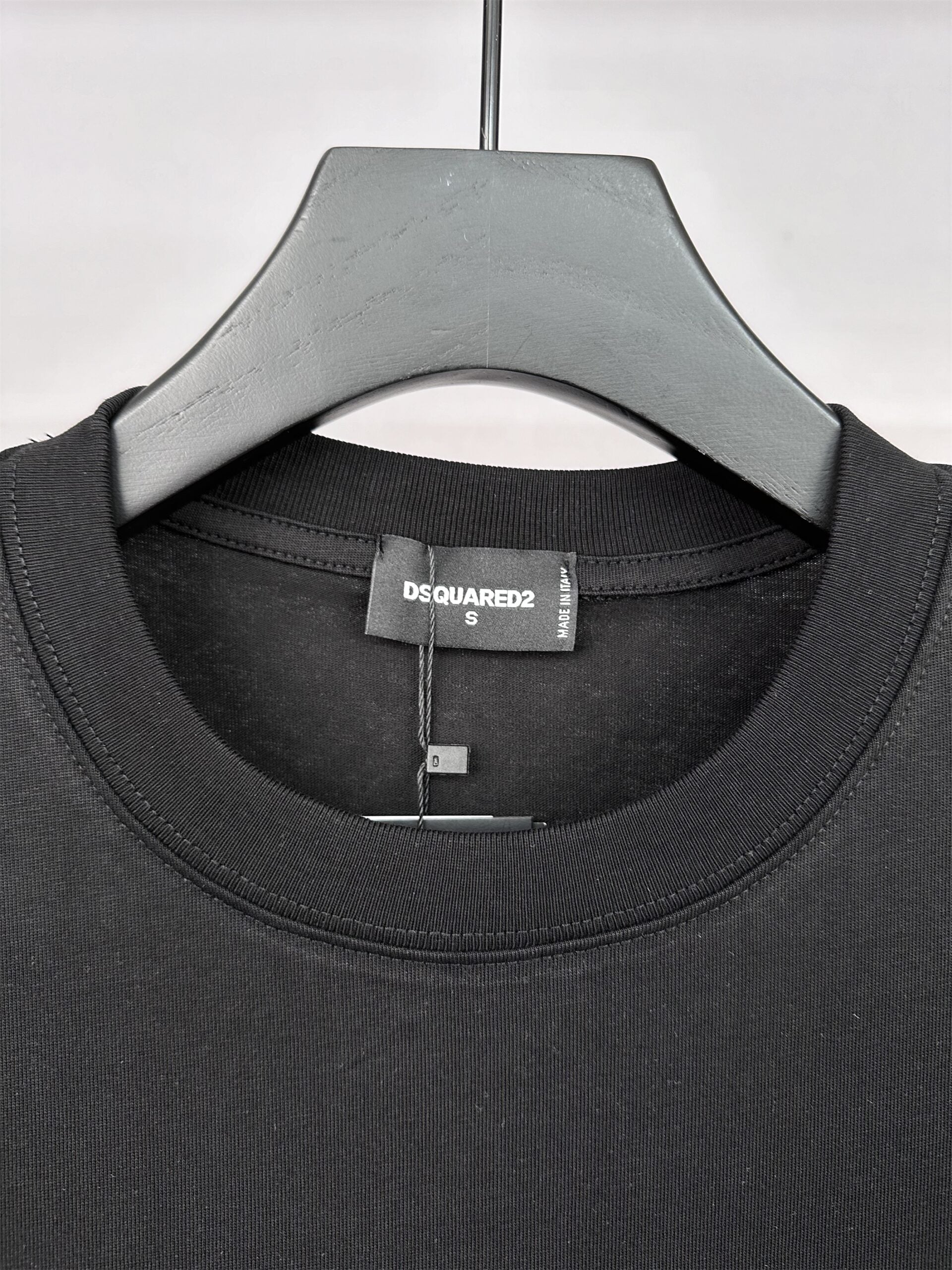Dsquared2 T Cămașă Dt035 - prezentare produs