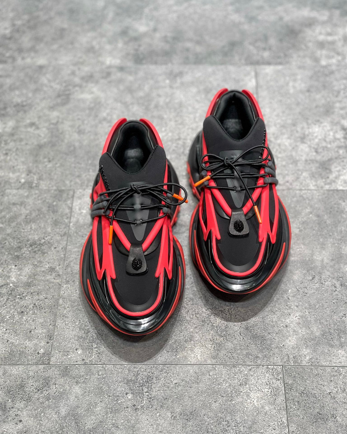 Balmain Unicorn Negru Roșu Pantofi sport - prezentare produs