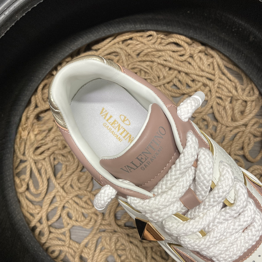 Valentino One Stud Roz Alb Pantofi sport - prezentare produs