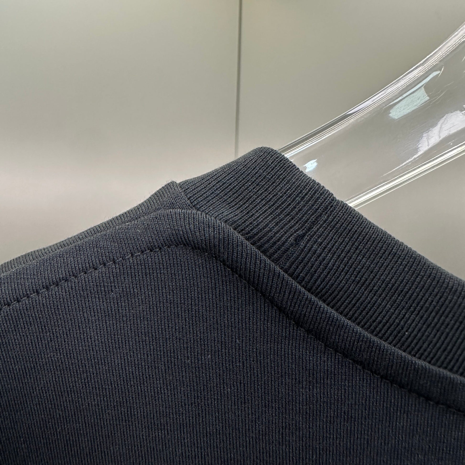 Celine Tricou Exclusive - prezentare produs