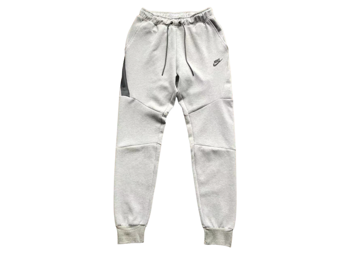 Nike Tech Pantaloni Trousers - prezentare produs