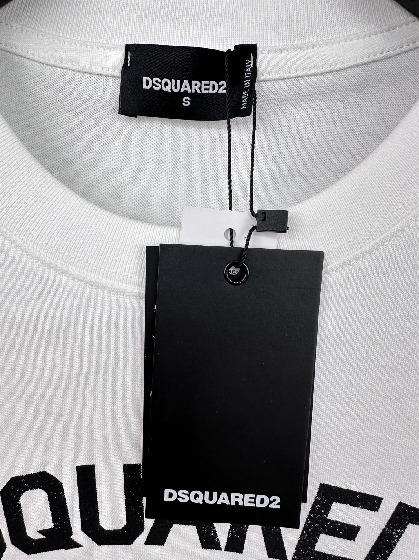 Dsquared2 T Cămașă Dt023 - prezentare produs