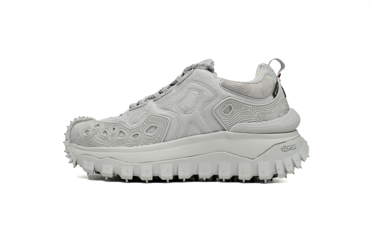 Moncler Tailgrip X Salehe Bembury Gri - prezentare produs