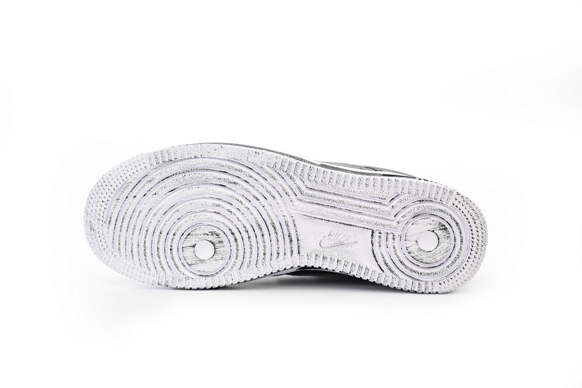 Peaceminusone X Nike Air Force Para Noise - prezentare produs