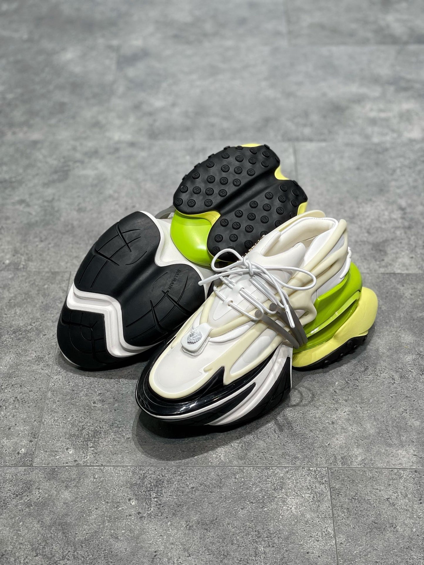 Balmain Unicorn Alb Verde Pantofi sport - prezentare produs