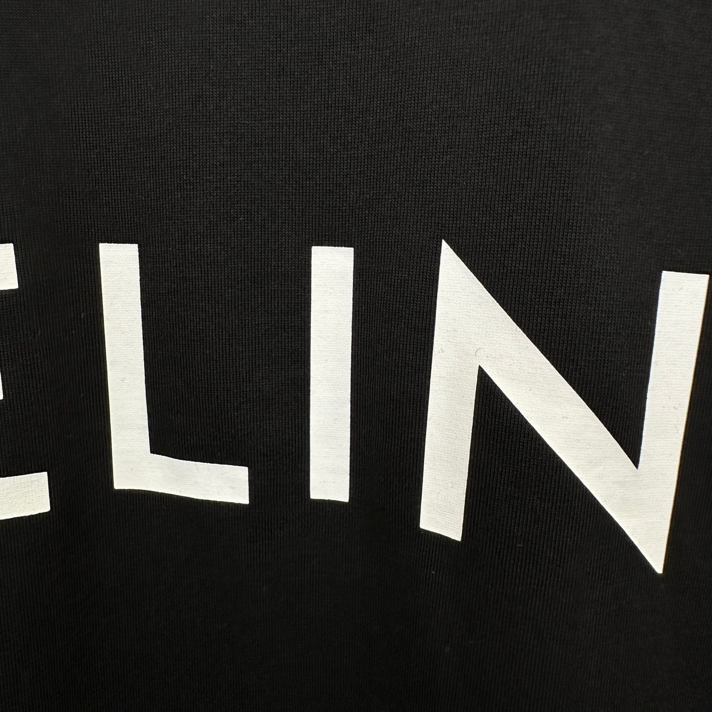 Celine T Cămașă Exclusive - prezentare produs