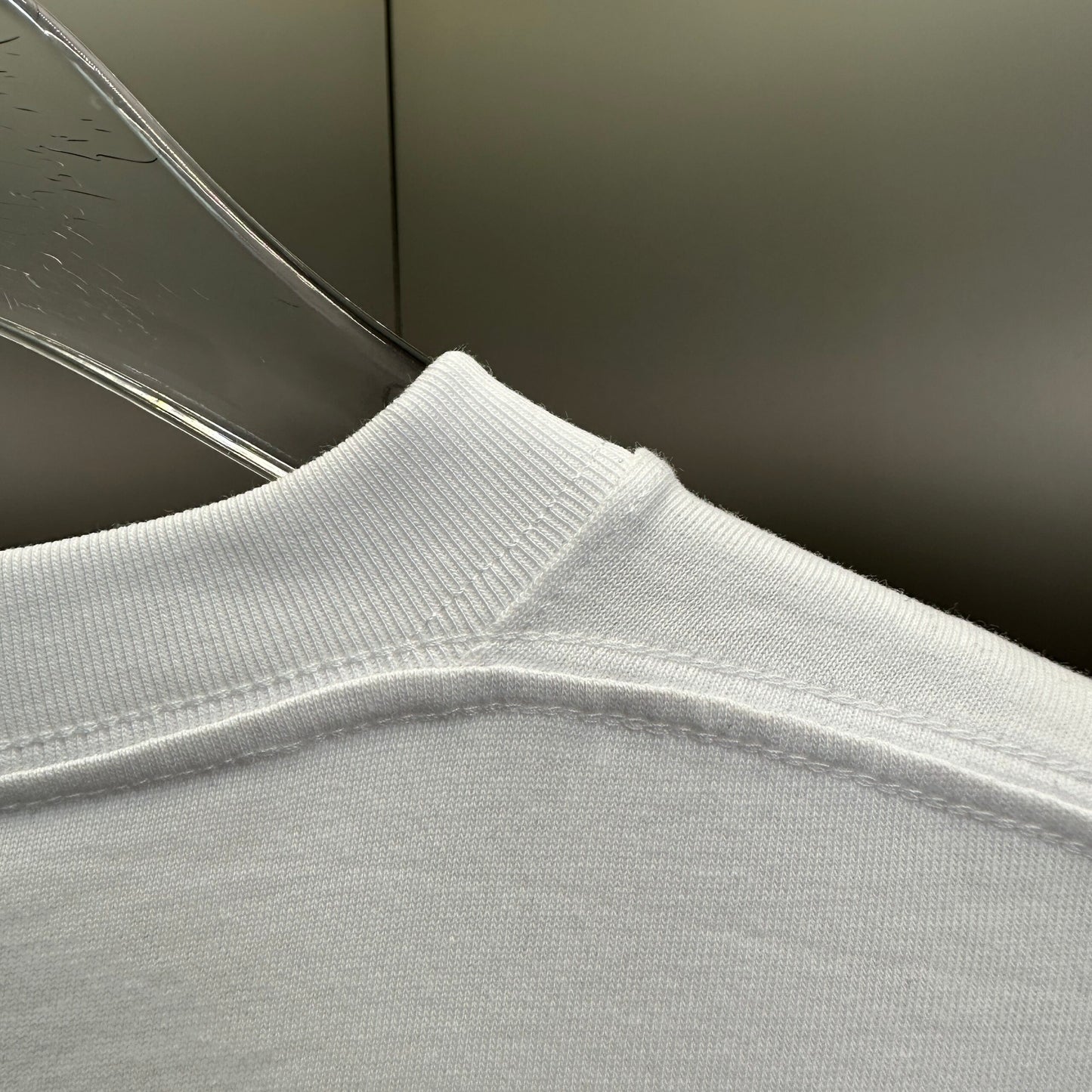 Balenciaga T Cămașă Exclusive - prezentare produs