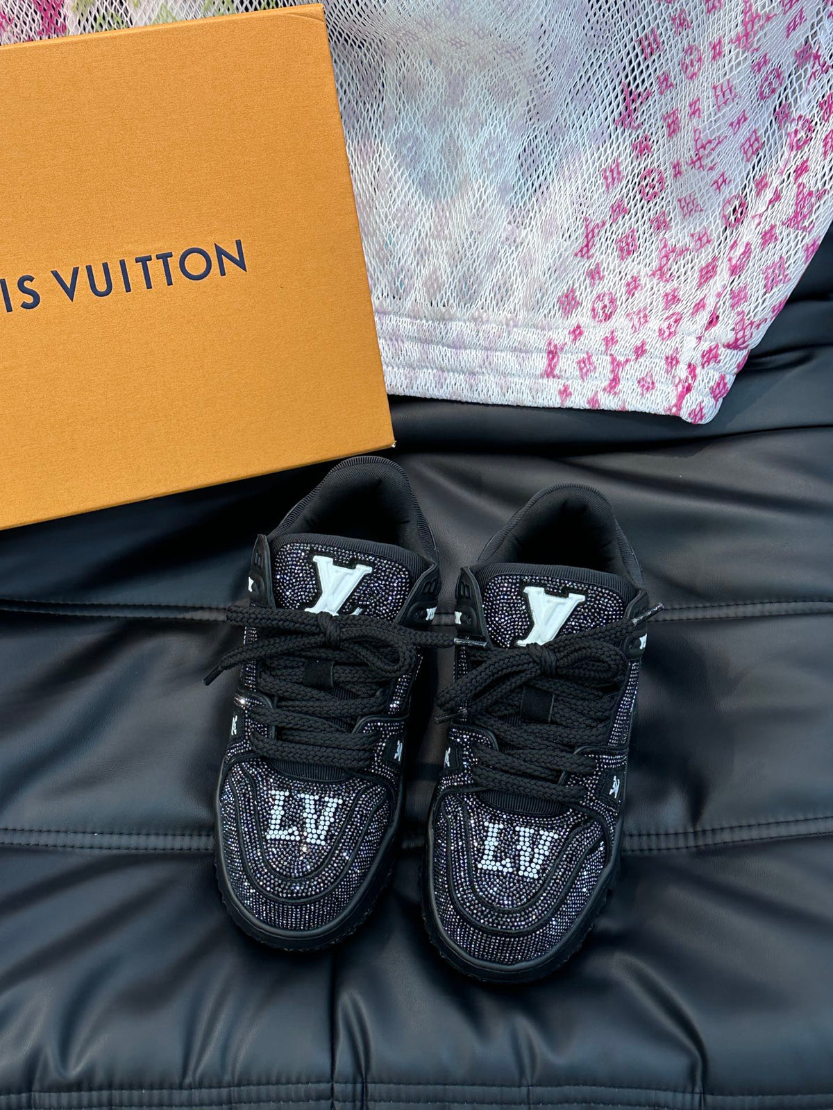 Louis Vuitton LV Trainers Maxi Negru Stones - prezentare produs