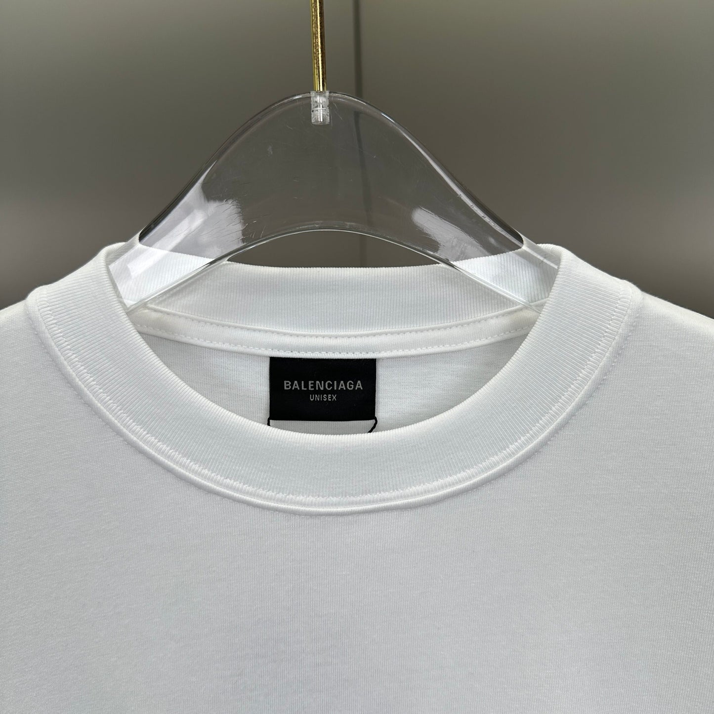 Balenciaga T Cămașă Exclusive - prezentare produs