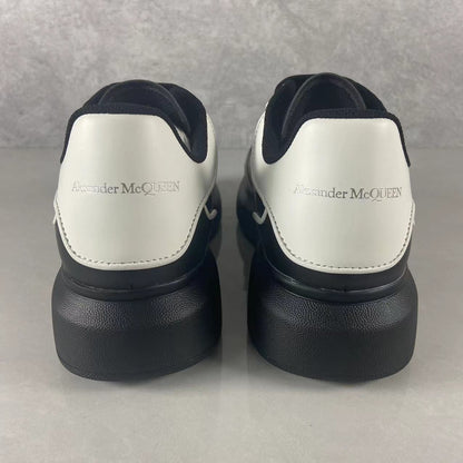 Alexander McQueen Negru Alb Pantofi sport - prezentare produs