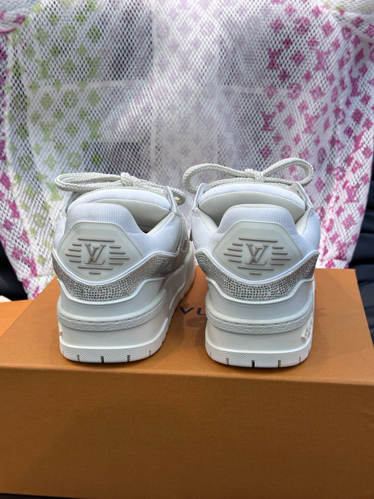 Louis Vuitton LV Pantofi sport Maxi Gri Stones - prezentare produs