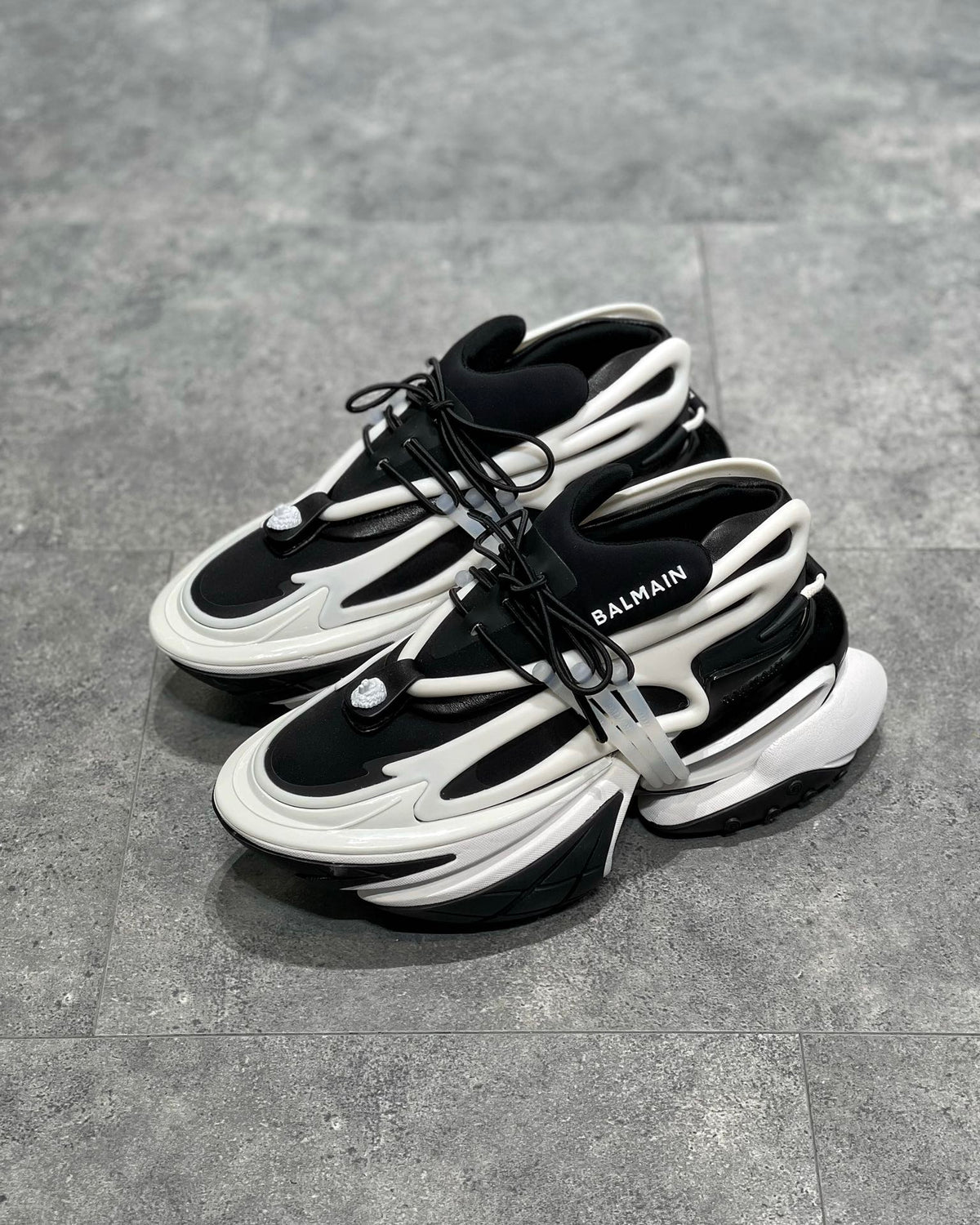 Balmain Unicorn Negru Alb Pantofi sport - prezentare produs