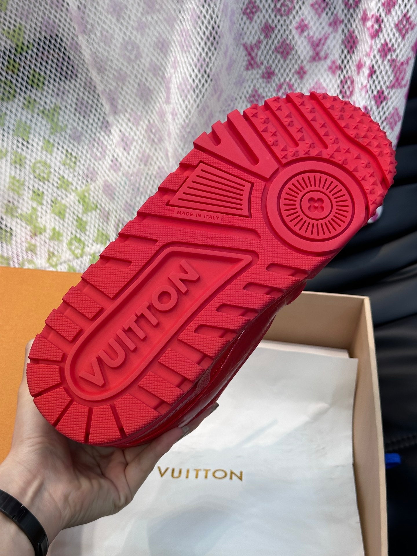 Louis Vuitton LV Trainers Maxi Roșu - prezentare produs