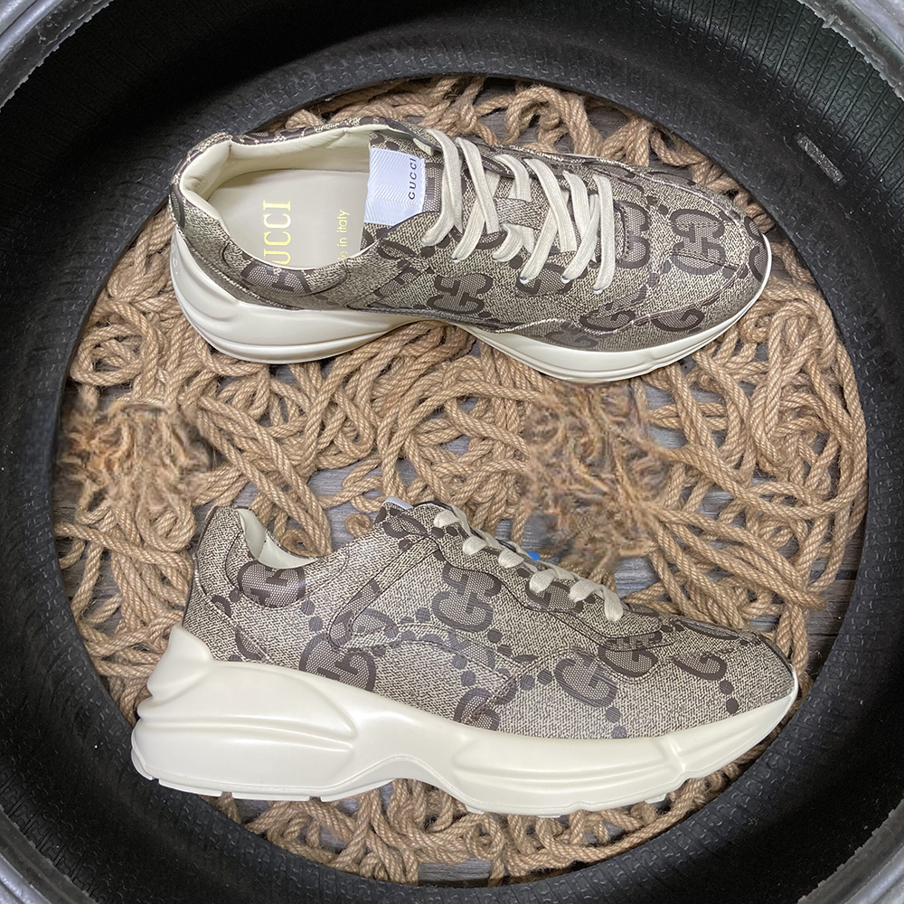 Gucci Rython Snake Skin - prezentare produs