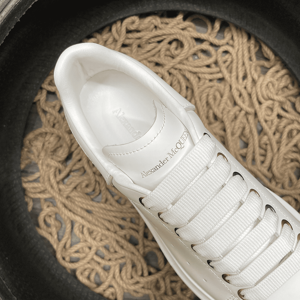 Alexander McQueen Alb Pantofi sport - prezentare produs