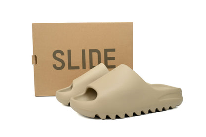 Adidas Yeezy Slapi Pure - prezentare produs