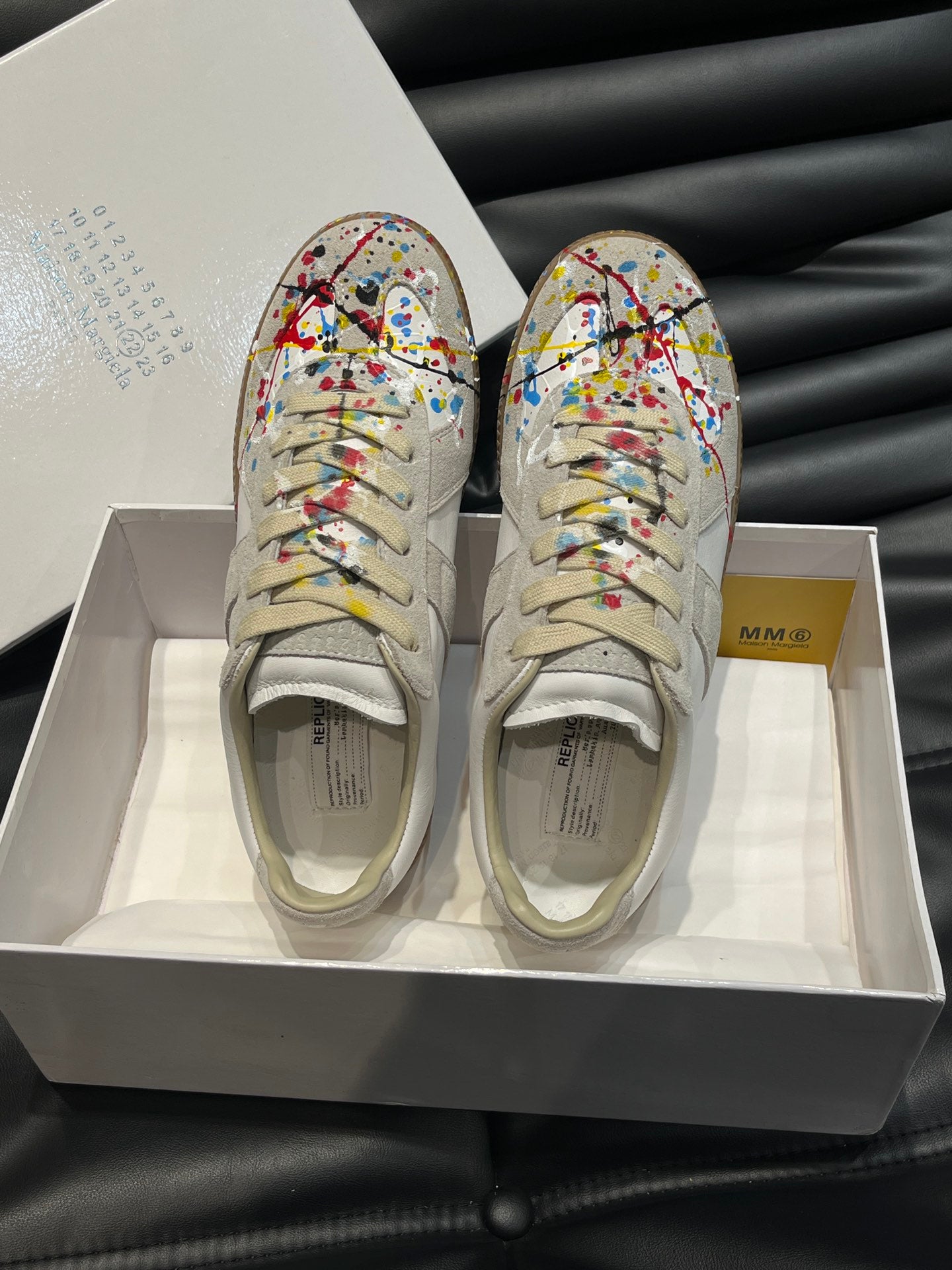 Maison Margiela Trainers Painted - prezentare produs