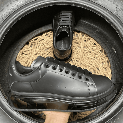 Alexander McQueen Full Negru - prezentare produs