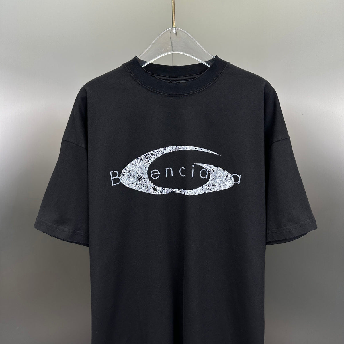 Balenciaga T Cămașă Exclusive - prezentare produs