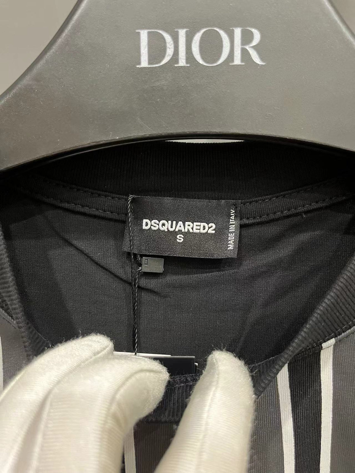 Dsquared2 T Cămașă Dt006 - prezentare produs