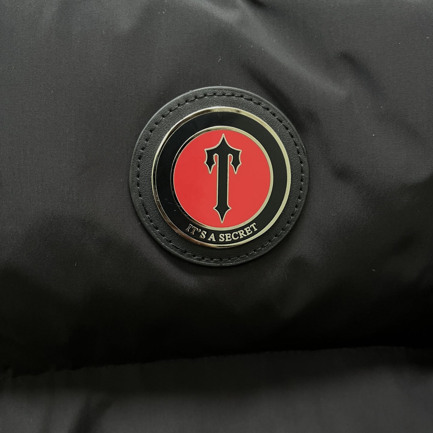 Trapstar Irongate Puffer Negru Roșu Pantofi sport - prezentare produs