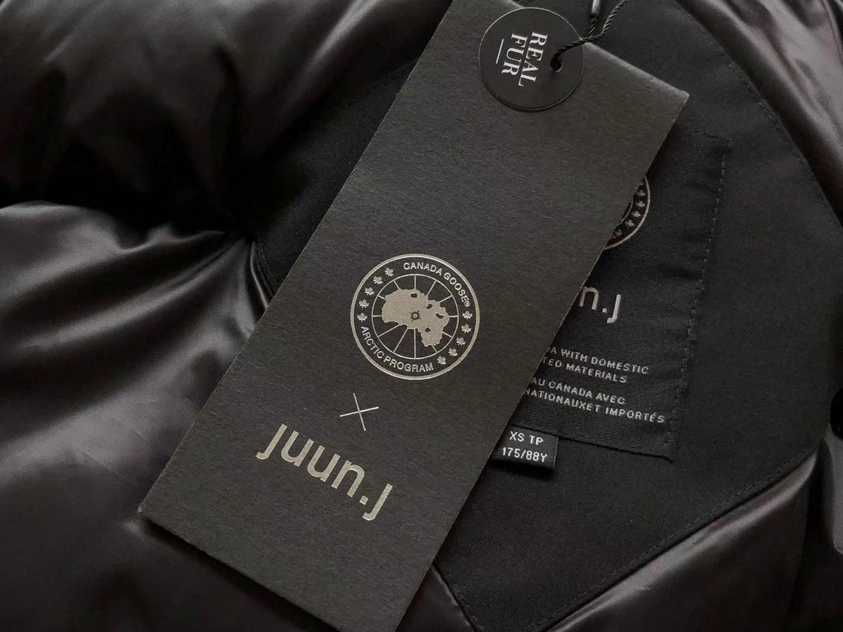 Canada Goose X Juun J Luxury Ediție Mountain Geacă - prezentare produs