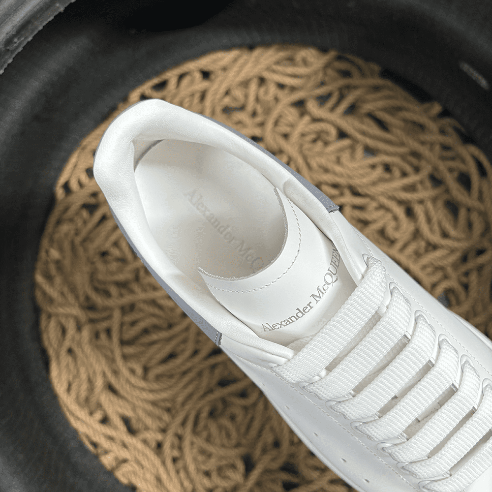 Alexander Mcqueen 17 - prezentare produs