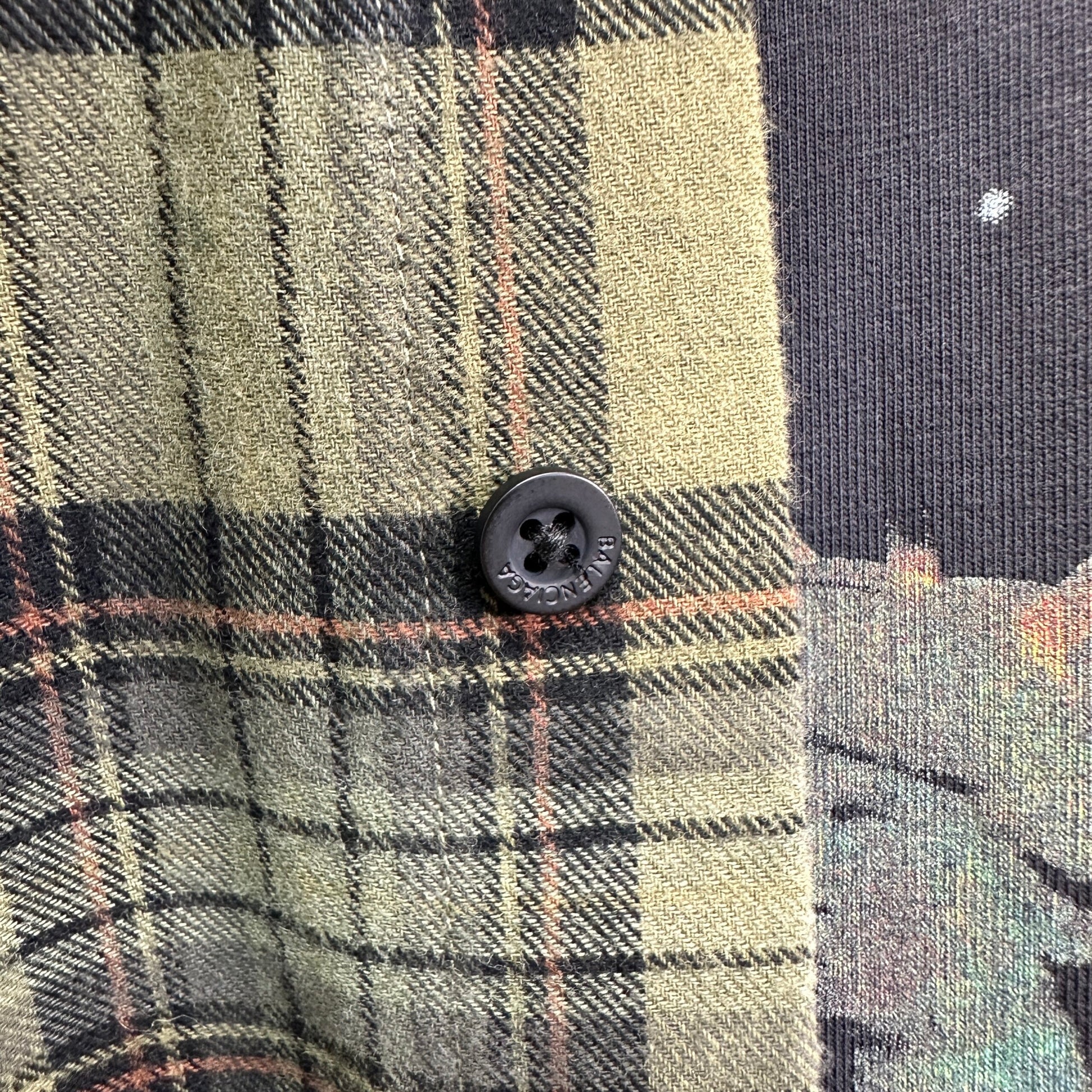 Balenciaga Cămașă Exclusive - prezentare produs