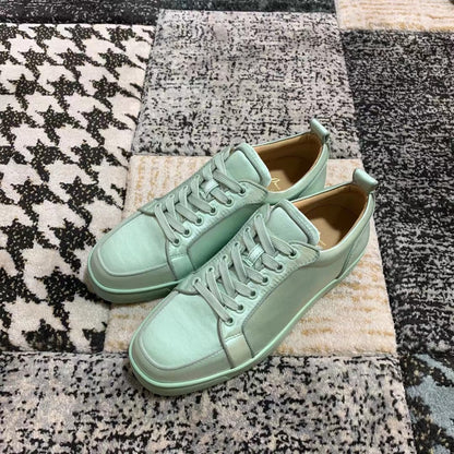 Christian Louboutin Clasic Low - prezentare produs