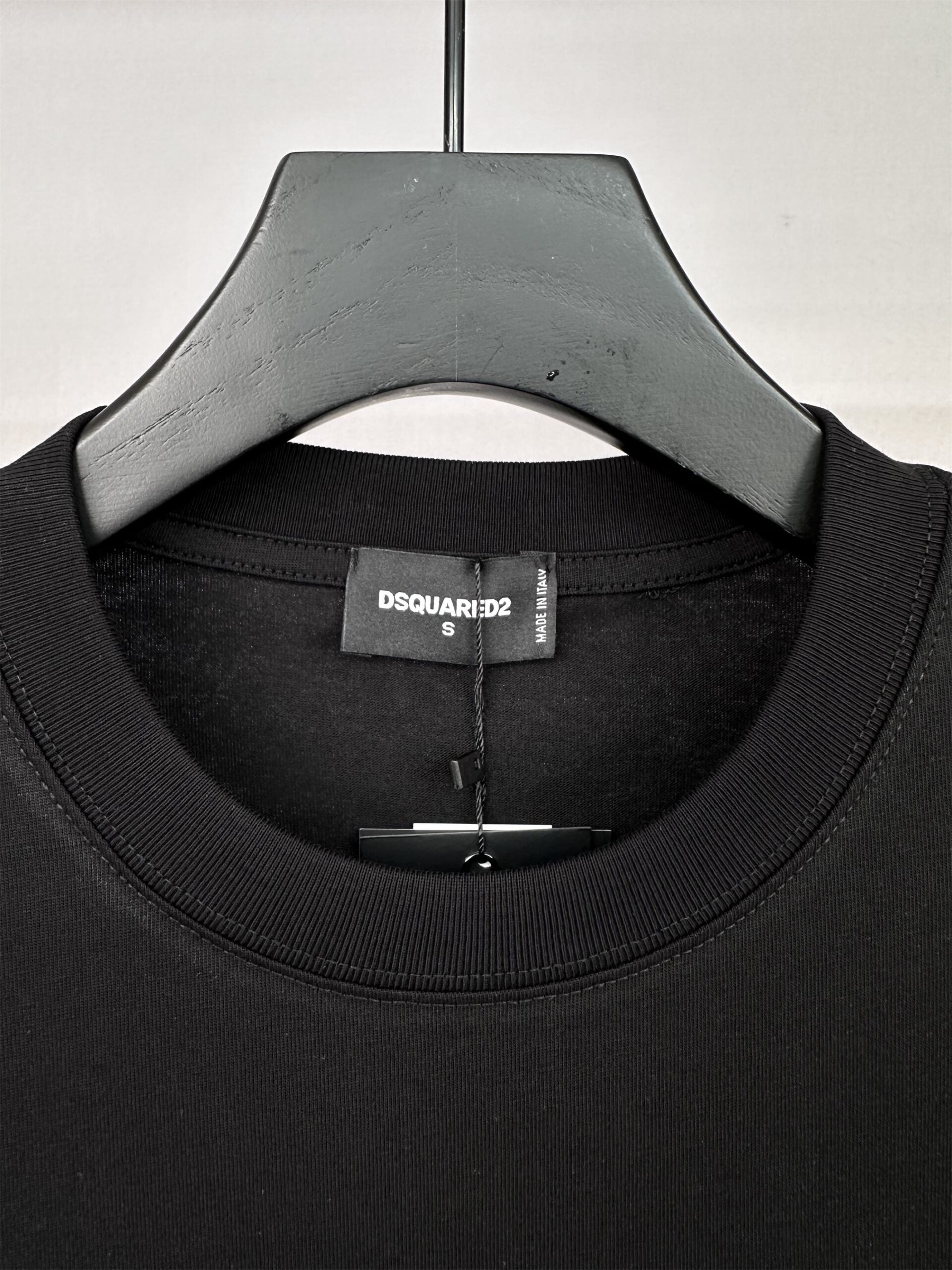 Dsquared2 T Cămașă Dt032 - prezentare produs