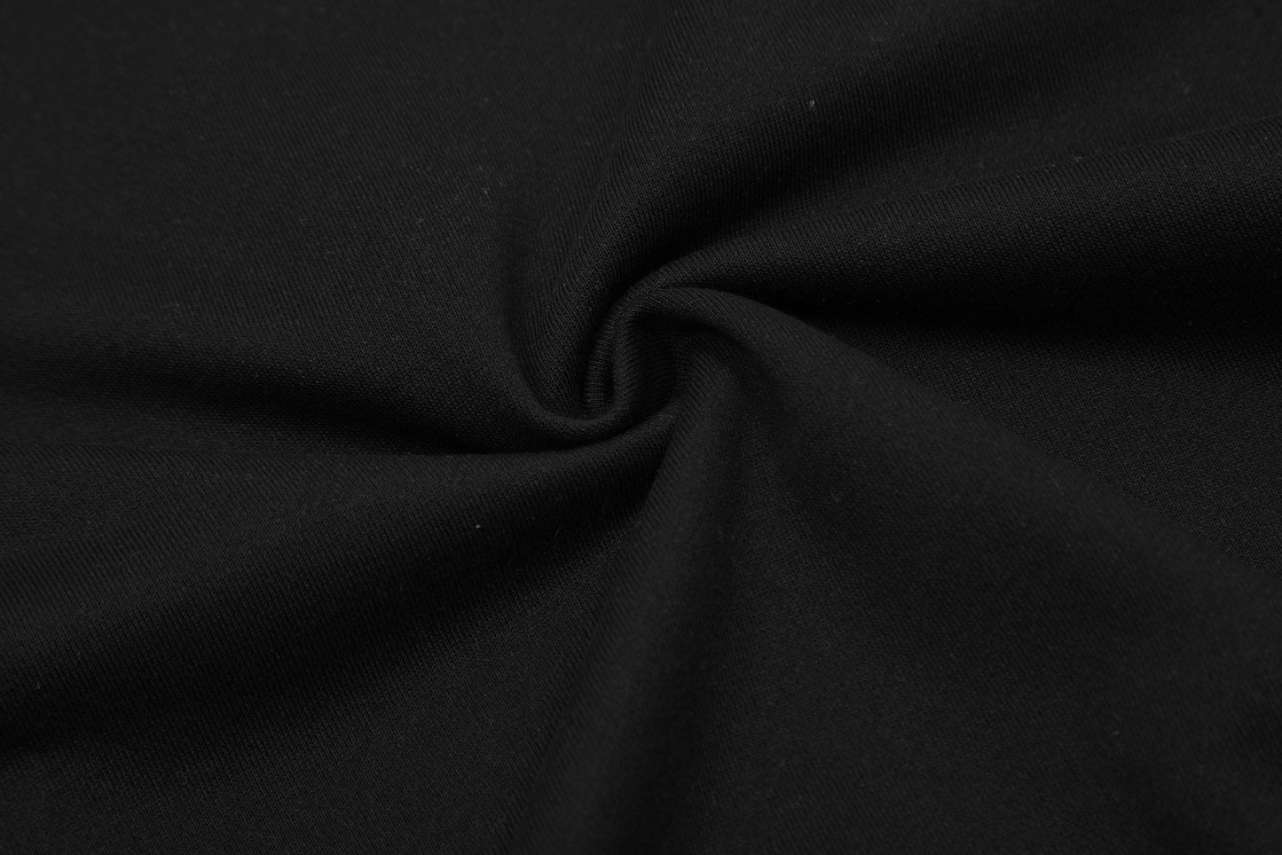 Ami Paris Pulover Negru - prezentare produs